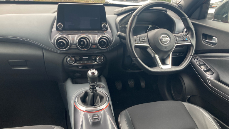 Nissan Juke 1.0 DiG-T 114 Tekna 5dr Petrol Hatchback